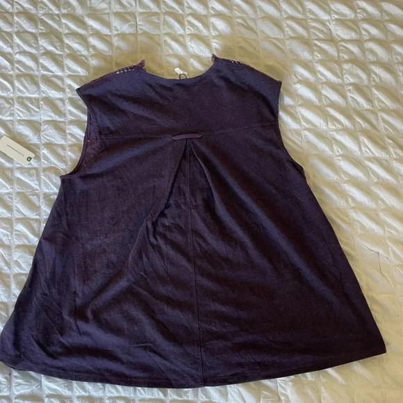 Anthropologie Akemi + kin purple boho eyelit top - Picture 7 of 11